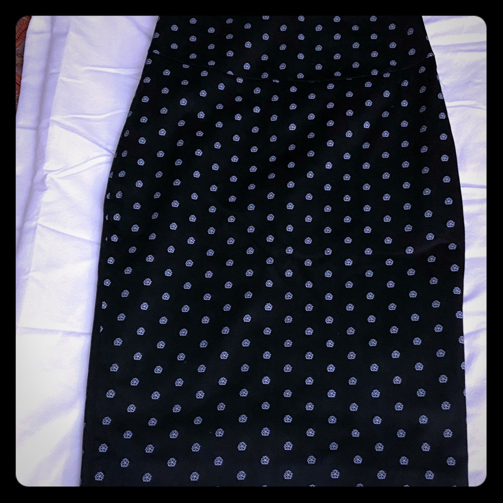 Express pencil skirt   NWT